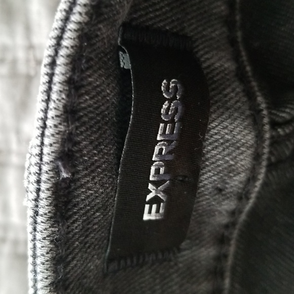 Express black jean distressed overalls size 8 NWOT - Picture 3 of 11